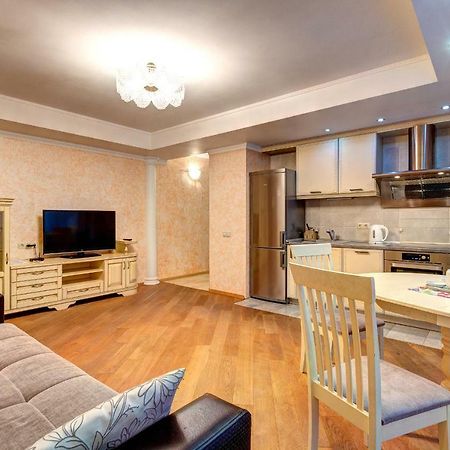 Apartments Near The Shopping Center Gulliver Kiev Exterior foto
